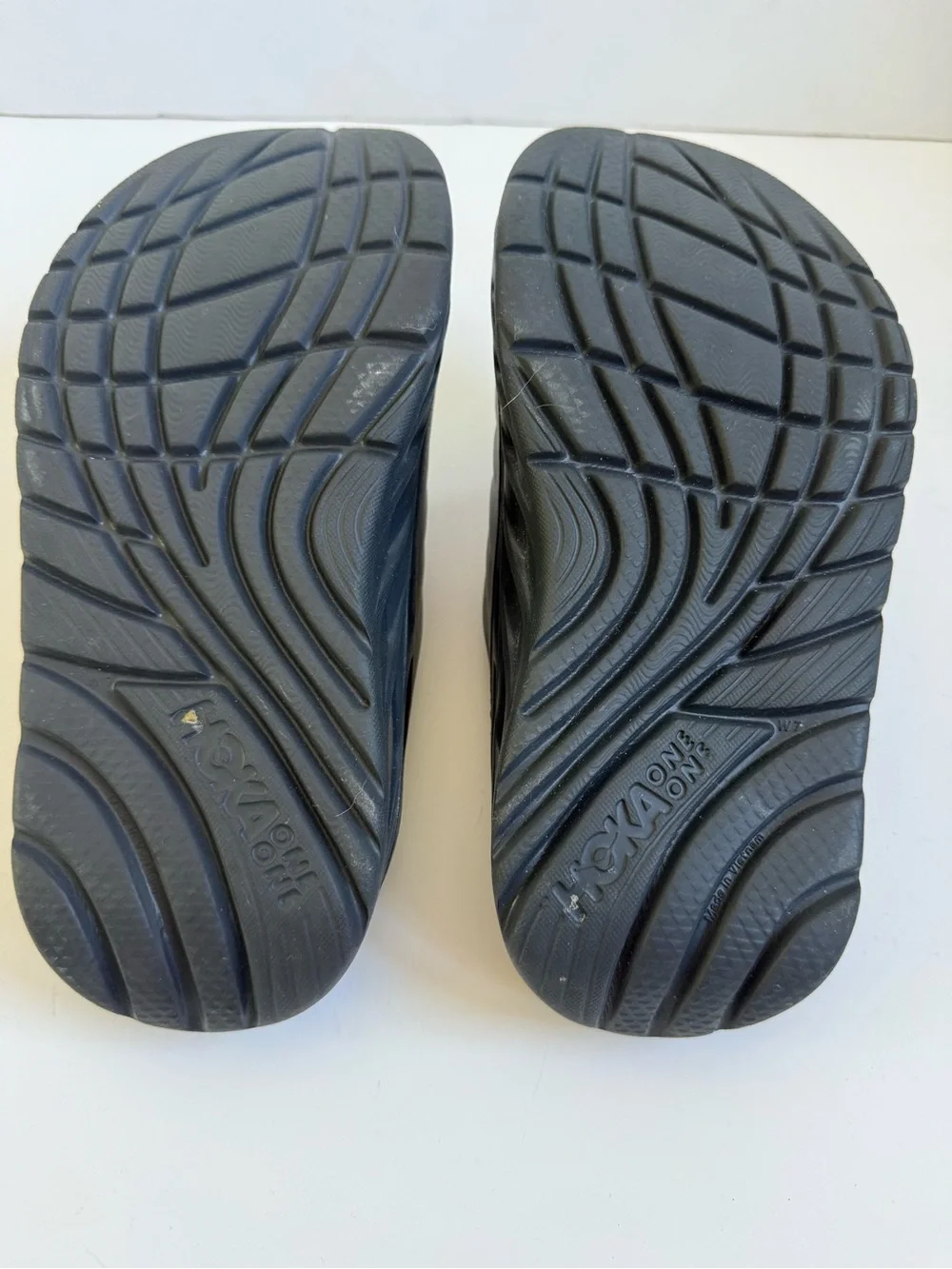 Hoka One One Black Ora Recovery Slides Comfort Sandal Women's 7 Black Running - Picture 5 of 6